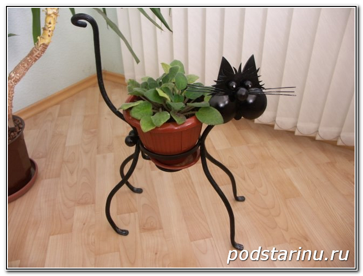 Кот подставка для цветов