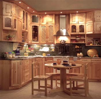 Деревянная мебель для кухни из сосны модель Варвара